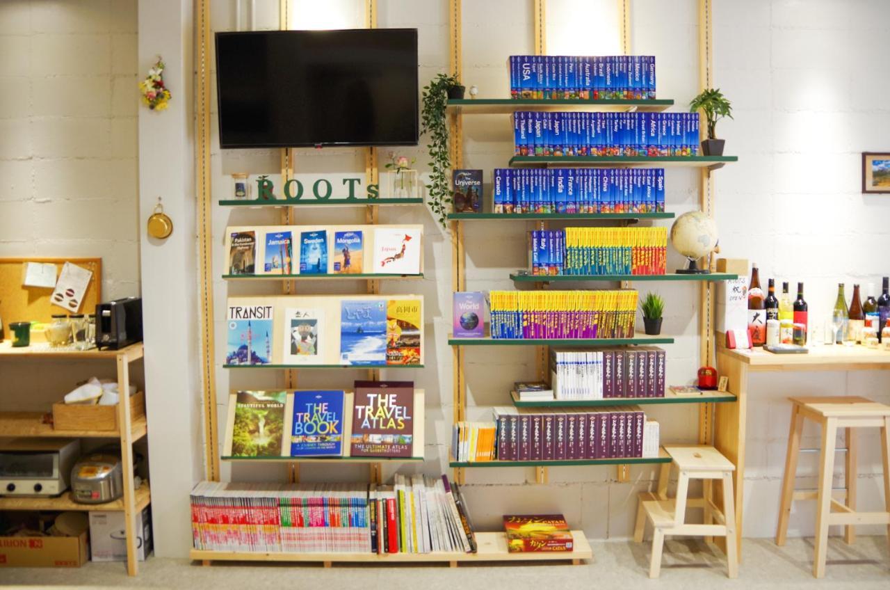 แทรเวลเลอร์ เฮาส์ รูทส์ Hostel ทากาโอกะ ภายนอก รูปภาพ